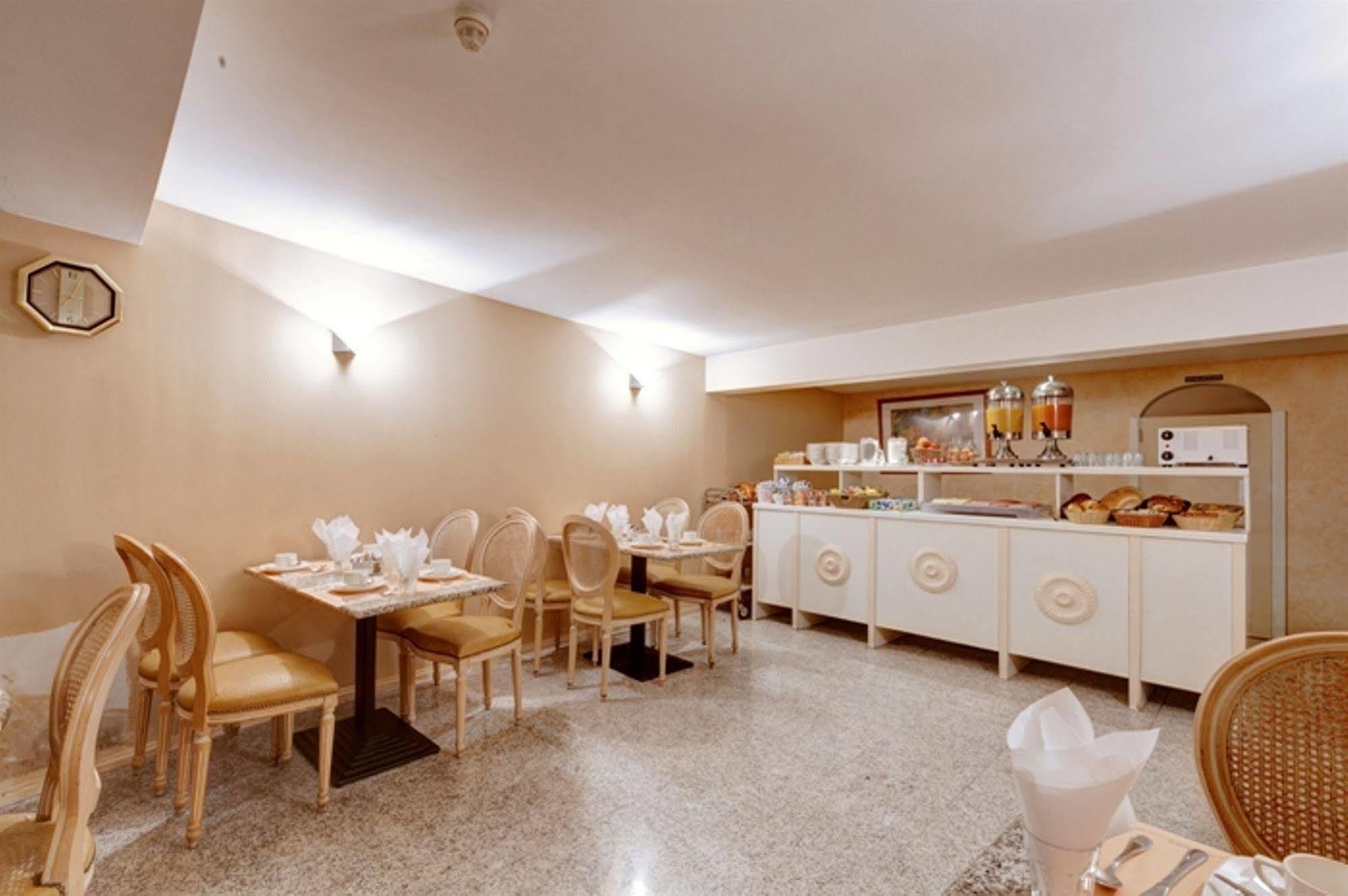 Hotel Beau Site Брюссель Экстерьер фото